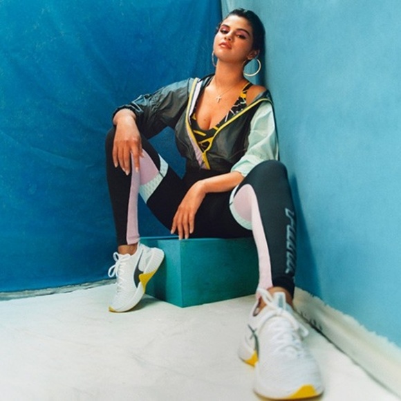 Puma 517378 Crop Cosmic Jacket  Trailblazer - Picture 1 of 3